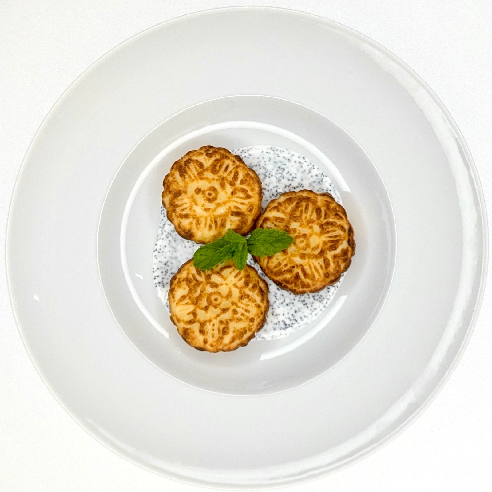 Сырники с маковым кремом